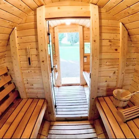 Gorgeous In With Sauna Apartman